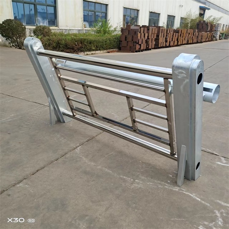 鋁合金護(hù)欄